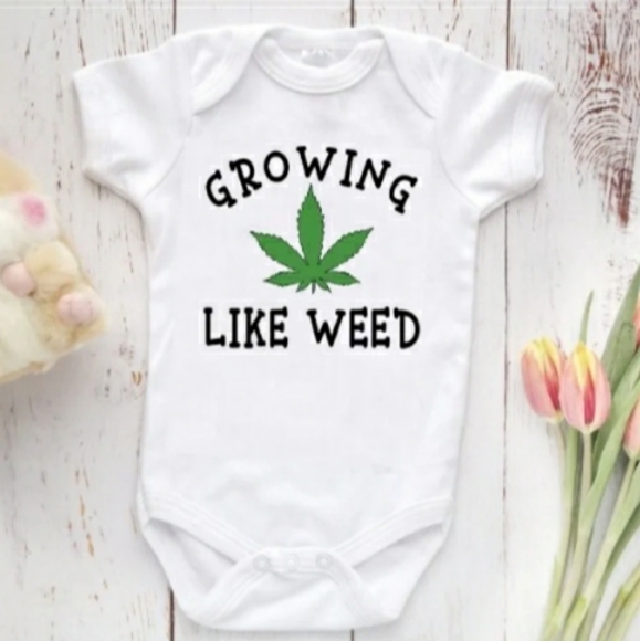 Graphic Onesie - Picture 2 of 3